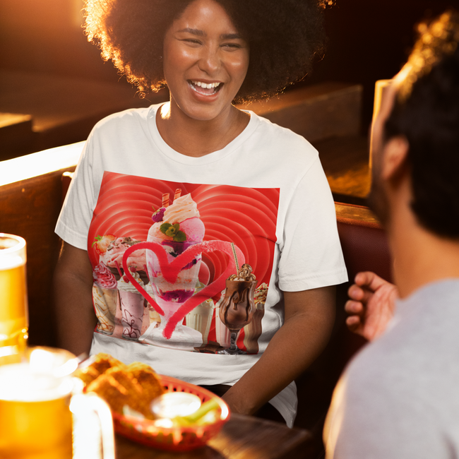 T-Shirt LOVE MILKSHAKES Unisex Fun Beauty Art Food Drinks Design Jersey Short Sleeve Style Tee Fit Hot Heart for Party Gift Happy Boyfriend  Girlfriend